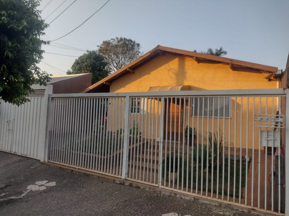 Casa - Venda - Conjunto Habitacional Monsenhor Joo Batista Toffoli - Marlia - SP